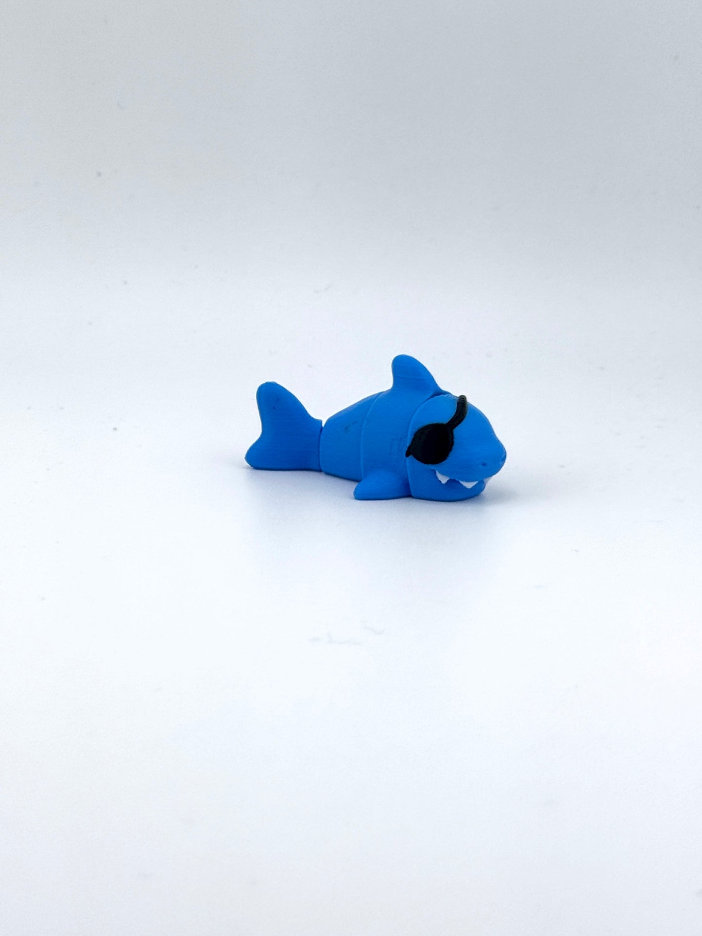 Finn the Shark- Flexling Toy